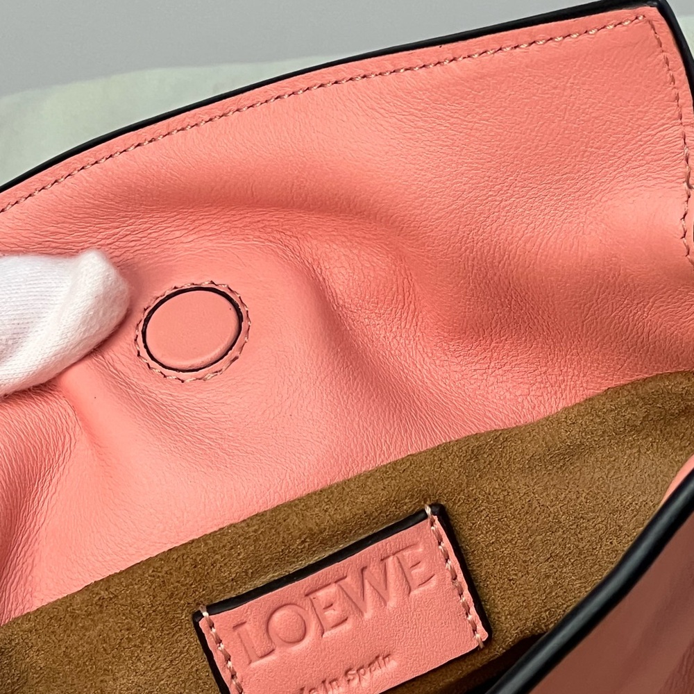 PINK FLAMENCO CLUTCH BAG, NANO SIZE—UNUSED CONDITION—NOT AVAILABLE IN STORES - Picture 10 of 14